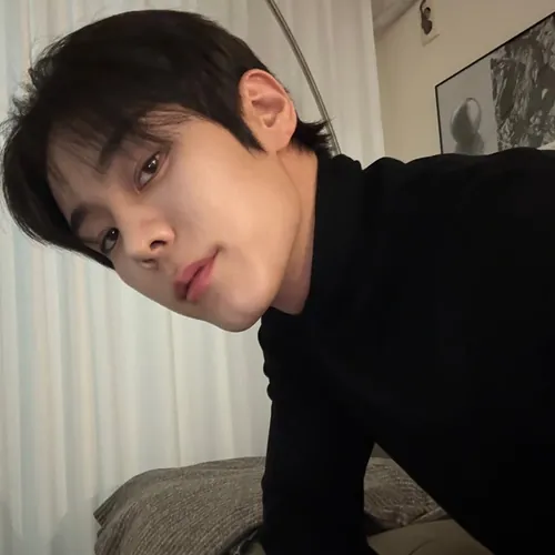 윤서빈 사진